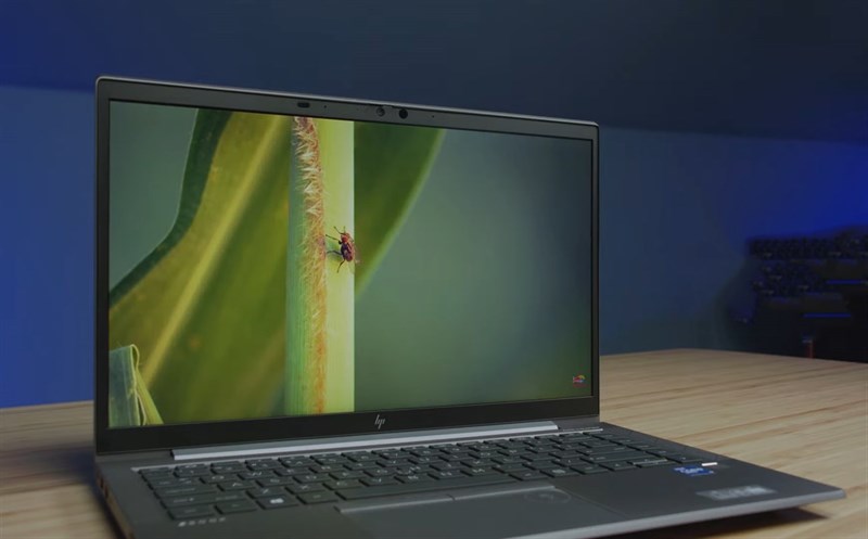 Màn hình HP ZBook Firefly 14 G8 cho chất lượng hiển thị tốt. Nguồn: Ben G Kaiser. Màn hình HP ZBook Firefly 14 G8 cho chất lượng hiển thị tốt. Nguồn: Ben G Kaiser.