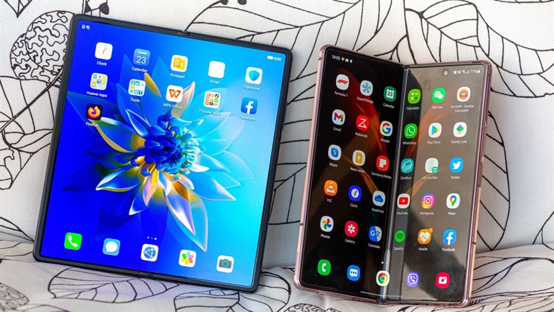 OPPO và Huawei đang phát triển điện thoại màn hình gập