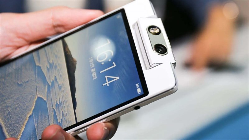 OPPO và Huawei đang phát triển điện thoại màn hình gập