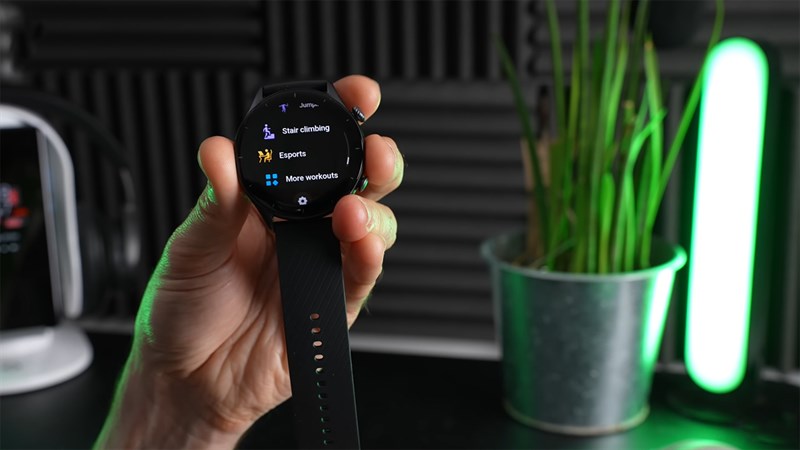 Khám phá Amazfit GTR 3 - một chiếc smartwatch thiết kế trẻ trung cực kỳ phù hợp cho các bạn trẻ năng động