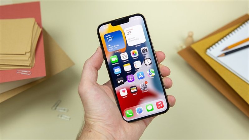 Tháng 12 hạ giá cực hấp dẫn cho iPhone 11 và iPhone 13, mua ngay Tháng 12 hạ giá cực hấp dẫn cho iPhone 11 và iPhone 13, mua ngay