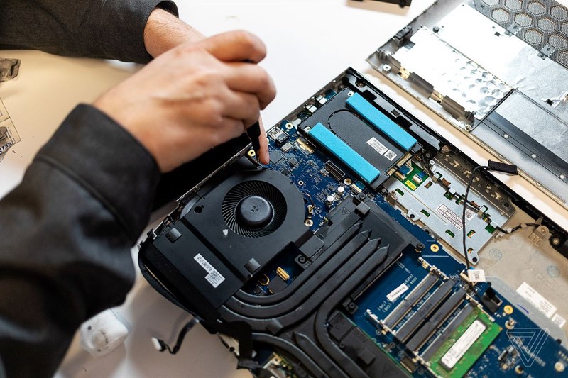 Đa số các Laptop Gaming và Laptop Workstation đều có khả năng nâng cấp phần cứng. Đa số các Laptop Gaming và Laptop Workstation đều có khả năng nâng cấp phần cứng.