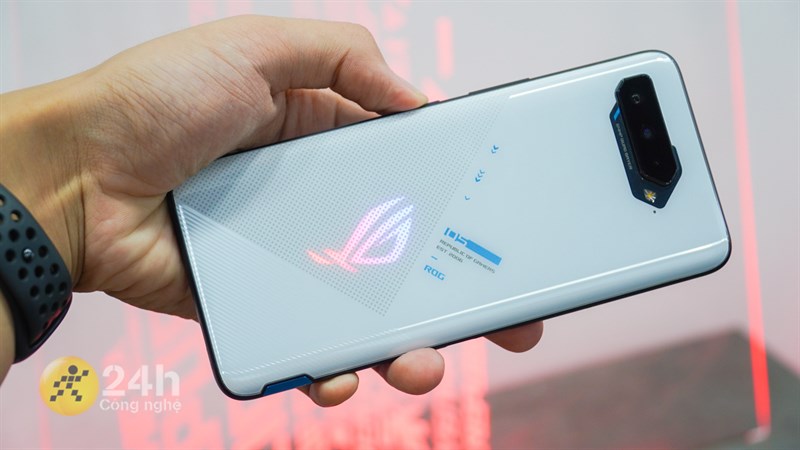 Trên tay ASUS ROG Phone 5S - 26