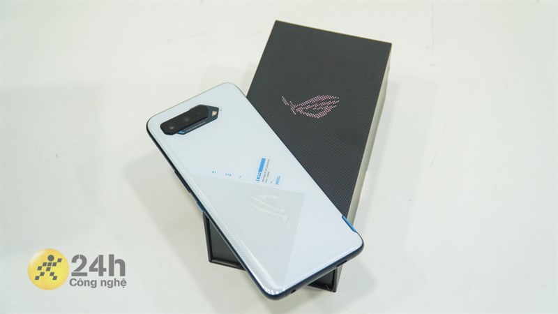 Trên tay ASUS ROG Phone 5S 