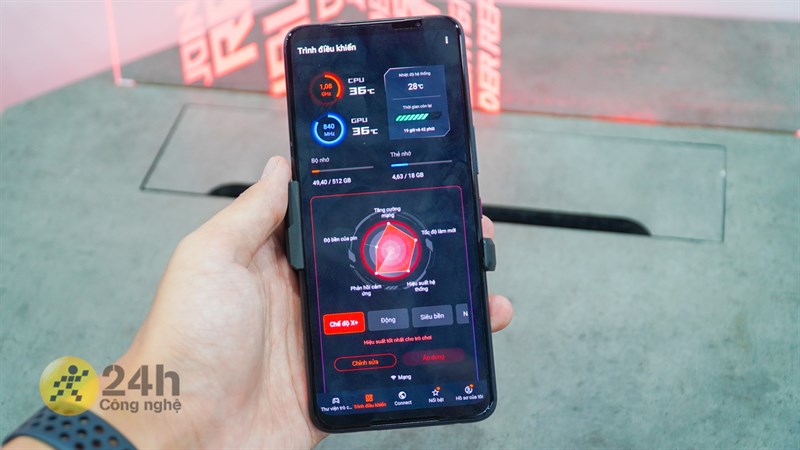 Trên tay ASUS ROG Phone 5S - 15