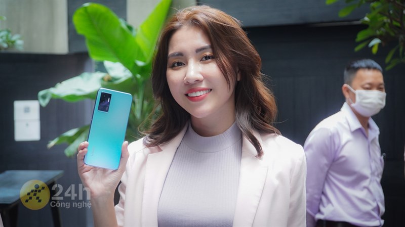 Vivo V23e cung cấp nhiều bộ lọc màu rực rỡ Vivo V23e cung cấp nhiều bộ lọc màu rực rỡ