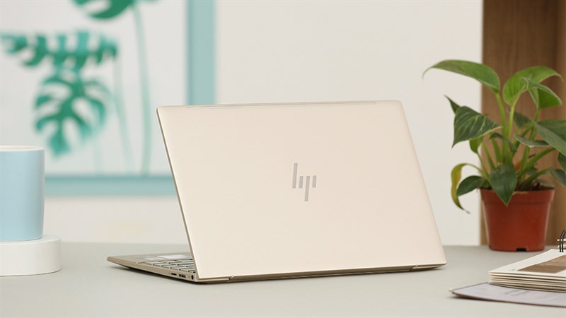 Laptop HP Envy 13 ba1030TU i7 Laptop HP Envy 13 ba1030TU i7