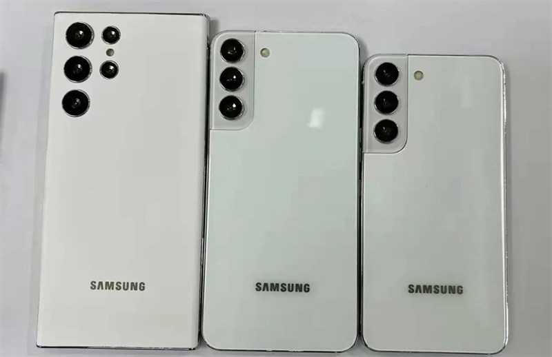 Hình ảnh dòng Galaxy S22 bị rò rỉ thông qua video trên Twitter Hình ảnh dòng Galaxy S22 bị rò rỉ thông qua video trên Twitter