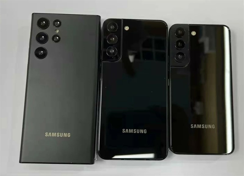 Hình ảnh dòng Galaxy S22 bị rò rỉ thông qua video trên Twitter Hình ảnh dòng Galaxy S22 bị rò rỉ thông qua video trên Twitter