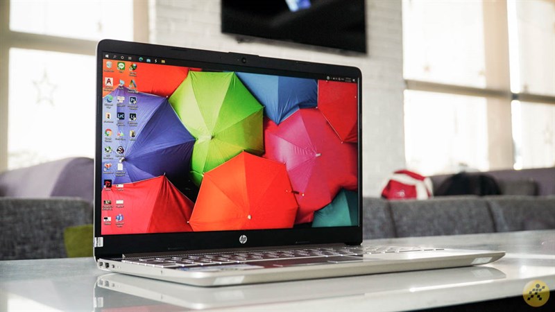 HP 15s sở hữu màn hình rộng lớn HP 15s sở hữu màn hình rộng lớn