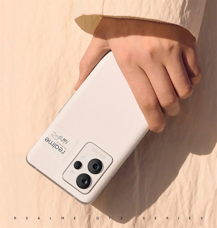 Cụm camera sau của Realme GT 2 Pro