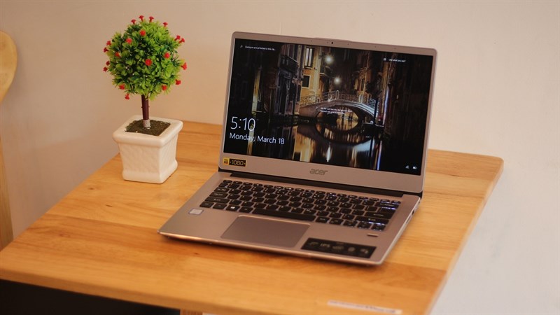 Màn hình Acer Swift 3 SF314 511 cho chất lượng hình ảnh hiển thị sắc nét, chân thực, chi tiết hơn Màn hình Acer Swift 3 SF314 511 cho chất lượng hình ảnh hiển thị sắc nét, chân thực, chi tiết hơn