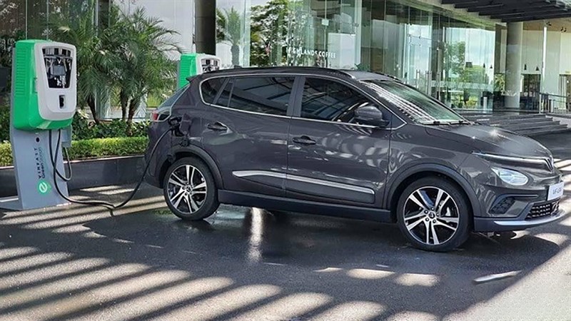 Trạm sạc cho xe điện VF e34 và các mẫu xe điện VinFast khác Trạm sạc cho xe điện VF e34 và các mẫu xe điện VinFast khác