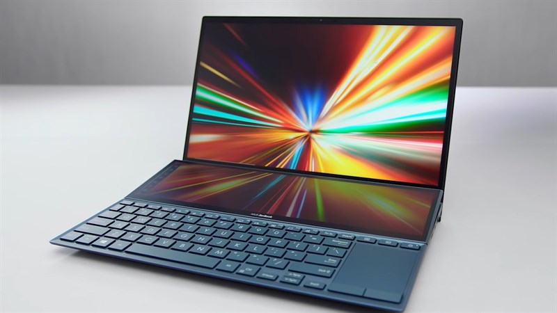 Laptop Asus ZenBook Duo UX482EA cho chất lượng hiển thị tốt dưới mọi góc nhìn và điều kiện ánh sáng Laptop Asus ZenBook Duo UX482EA cho chất lượng hiển thị tốt dưới mọi góc nhìn và điều kiện ánh sáng