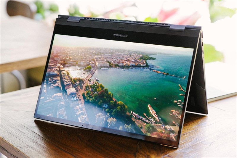 Bản lề gập mở 360 độ của Asus Zenbook Flip Bản lề gập mở 360 độ của Asus Zenbook Flip