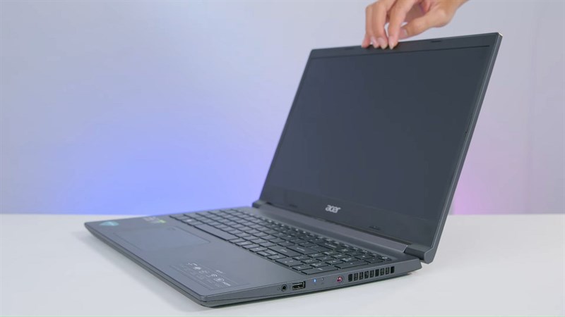 Laptop Acer Aspire 7 Gaming A715 43G R8GA R5 (NH.QHDSV.002)