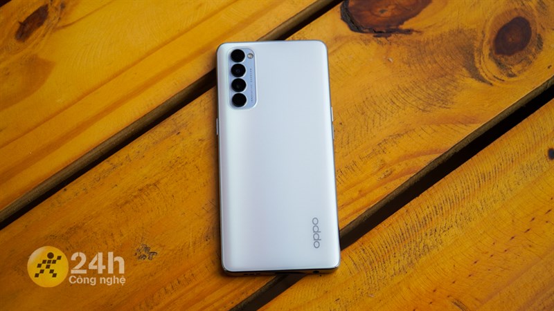 OPPO Reno4 Pro