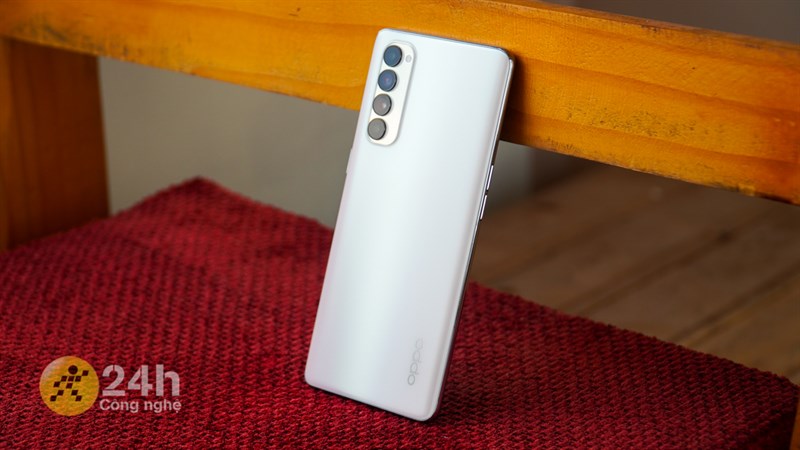 OPPO Reno4 Pro