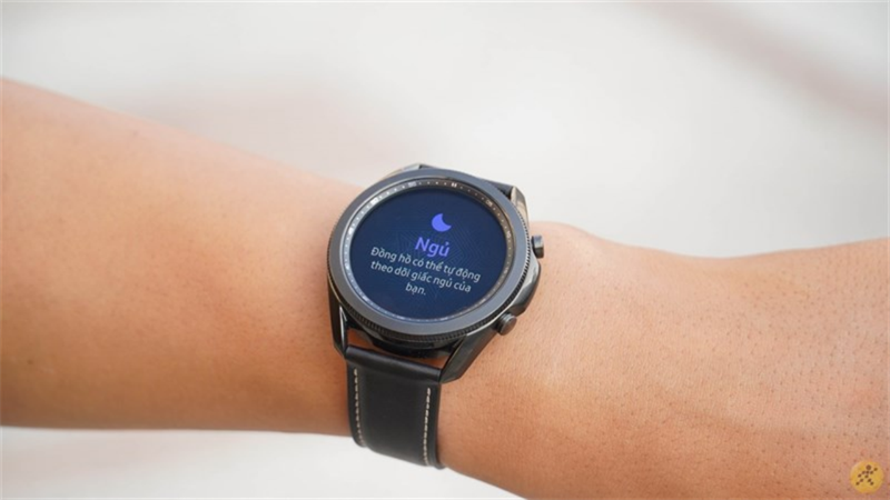 Galaxy Watch 3 giúp quản lý chất lượng giấc ngủ tốt hơn.