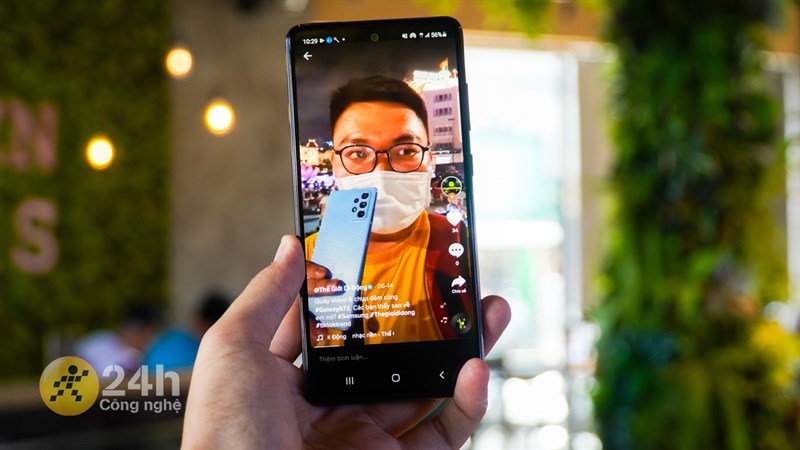 Galaxy A72 có thể sử dụng hơn 1 ngày với các tác vụ nhẹ. Galaxy A72 có thể sử dụng hơn 1 ngày với các tác vụ nhẹ.