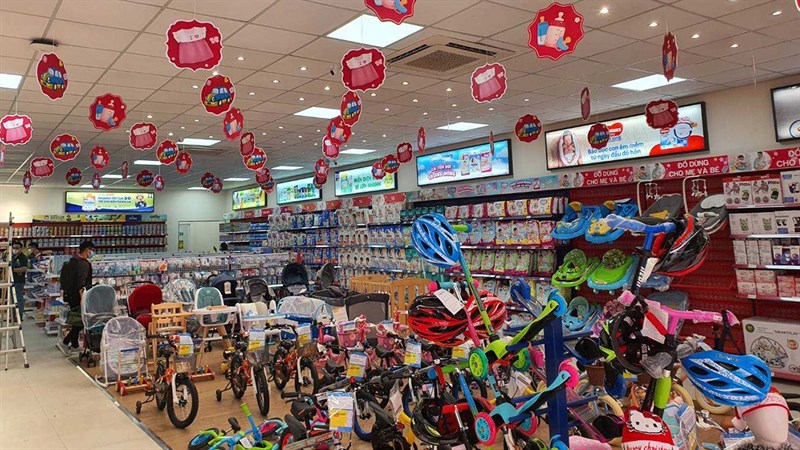 Ảnh chụp tại cửa hàng AVA Kids sắp khai trương Ảnh chụp tại cửa hàng AVA Kids sắp khai trương