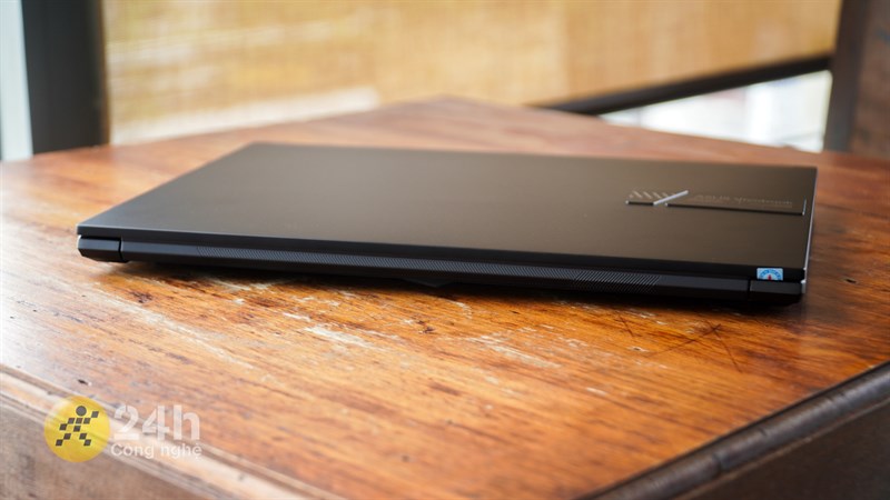 ASUS VivoBook Pro 14x OLED M7400QC bản chip AMD Ryzen 5 có giá khá hợp lý. ASUS VivoBook Pro 14x OLED M7400QC bản chip AMD Ryzen 5 có giá khá hợp lý.