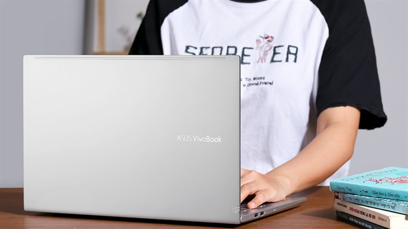 ASUS VivoBook A515EP - laptop lý tưởng cho dân thiết kế.