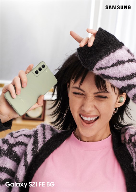 : galaxy-s21-fe-lifestyle-visual : galaxy-s21-fe-lifestyle-visual