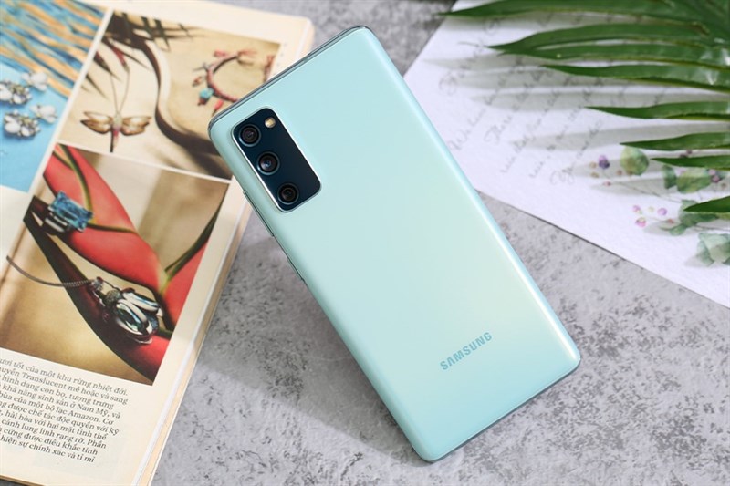 Galaxy S20 FE 4G được cập nhật One UI 4 và Android 12 Galaxy S20 FE 4G được cập nhật One UI 4 và Android 12