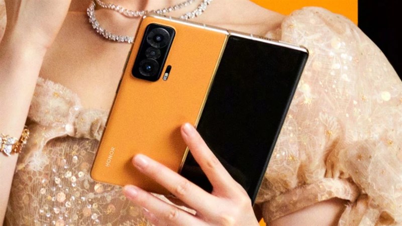 Honor Magic V lộ giá bán hơn 50 triệu đồng cùng mặt lưng da bắt mắt Honor Magic V lộ giá bán hơn 50 triệu đồng cùng mặt lưng da bắt mắt