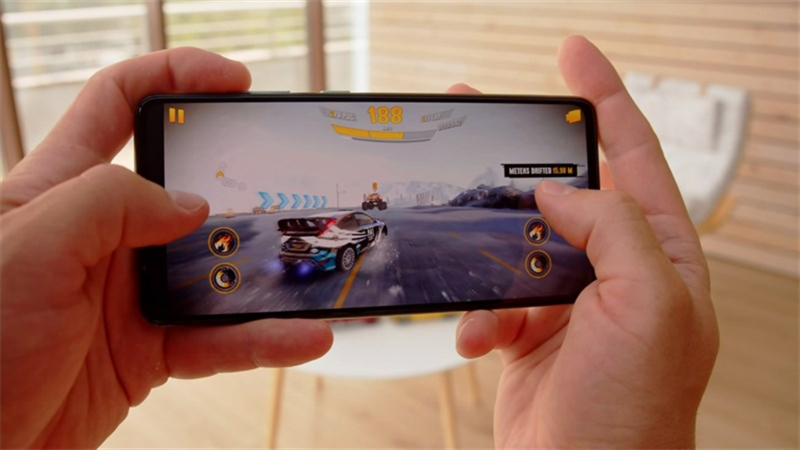 Samsung Galaxy A52s cấu hình nổi bật chiến game cực đã. Nguồn: GSMArena.