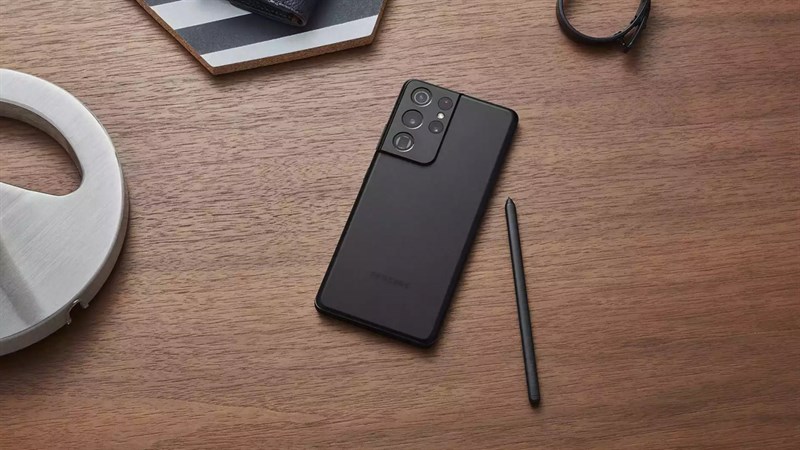 Bút S Pen sẽ có nhiều cải tiến hơn so với S Pen trên dòng Note tiền nhiệm. Nguồn: PhoneArena. Bút S Pen sẽ có nhiều cải tiến hơn so với S Pen trên dòng Note tiền nhiệm. Nguồn: PhoneArena.