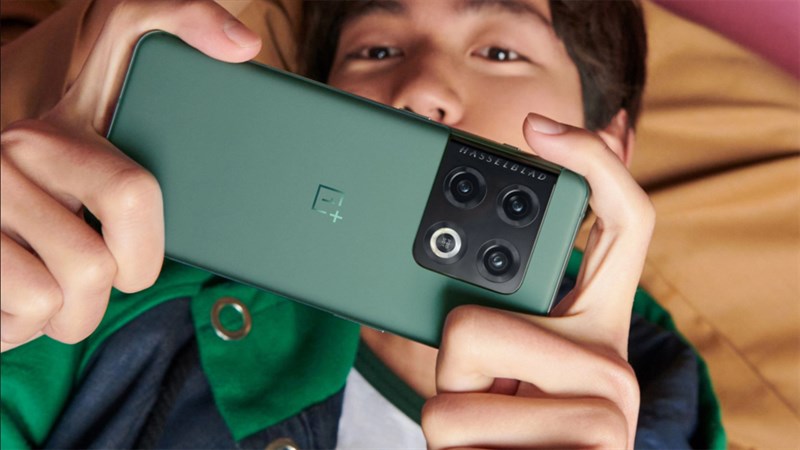 Với viên pin 5.000 mAh cùng sạc nhanh 80 W, OnePlus 10 Pro sẽ mang đến thời gian sử dụng ấn tượng