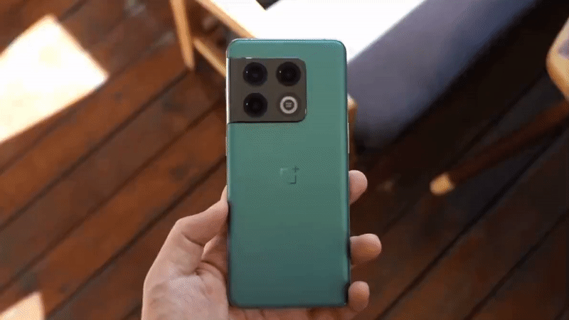 OnePlus 10 Pro màu xanh lá OnePlus 10 Pro màu xanh lá