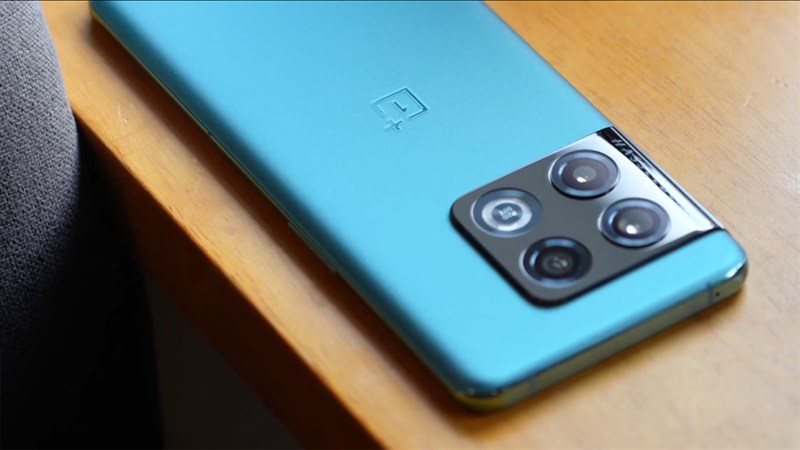 Cụm camera của OnePlus 10 Pro được thiết kế trông rất độc đáo và mới lạ Cụm camera của OnePlus 10 Pro được thiết kế trông rất độc đáo và mới lạ