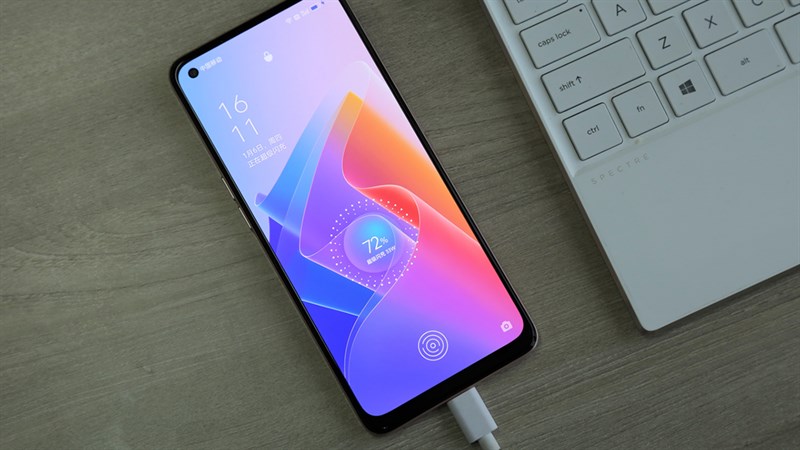 OPPO A96 5G có viên pin đủ dùng và sạc nhanh 33 W OPPO A96 5G có viên pin đủ dùng và sạc nhanh 33 W
