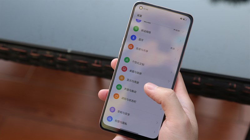 OPPO A96 5G có cảm biến vân tay trong màn hình khá tiện lợi OPPO A96 5G có cảm biến vân tay trong màn hình khá tiện lợi