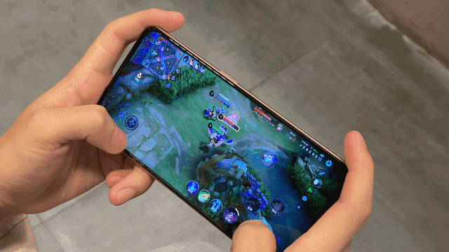 Trải nghiệm chơi Vương Giả Vinh Diệu trên OPPO A96 5G. Nguồn: Weibo. Trải nghiệm chơi Vương Giả Vinh Diệu trên OPPO A96 5G. Nguồn: Weibo.