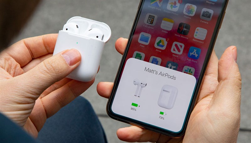 AirPods 2 có hệ thống điều khiển đơn giản