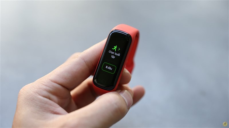 Samsung Galaxy Fit2 có trang bị 15 chế độ luyện tập thể thao