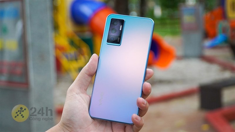 Vivo V23e với thiết kế bắt mắt, thu hút từ ánh nhìn đầu tiên