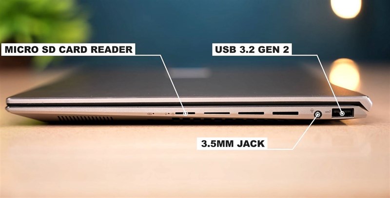 Trên tay ASUS Zenbook 14X OLED Space Edition: Vũ trụ trong tầm tay