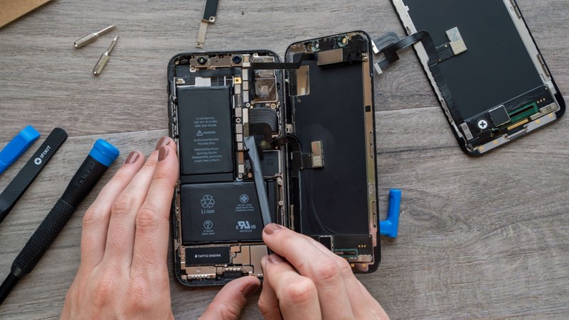 Mua iPhone cũ chơi Tết, các bạn nên cảnh giác với chiêu trò kích pin, ngay cả dân chuyên còn bị lừa mấy lần Mua iPhone cũ chơi Tết, các bạn nên cảnh giác với chiêu trò kích pin, ngay cả dân chuyên còn bị lừa mấy lần