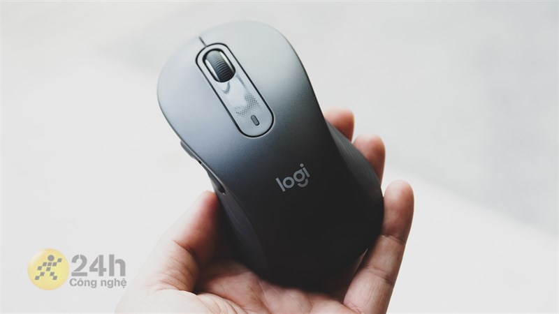 Logitech M650L di rất nhạy và chính xác