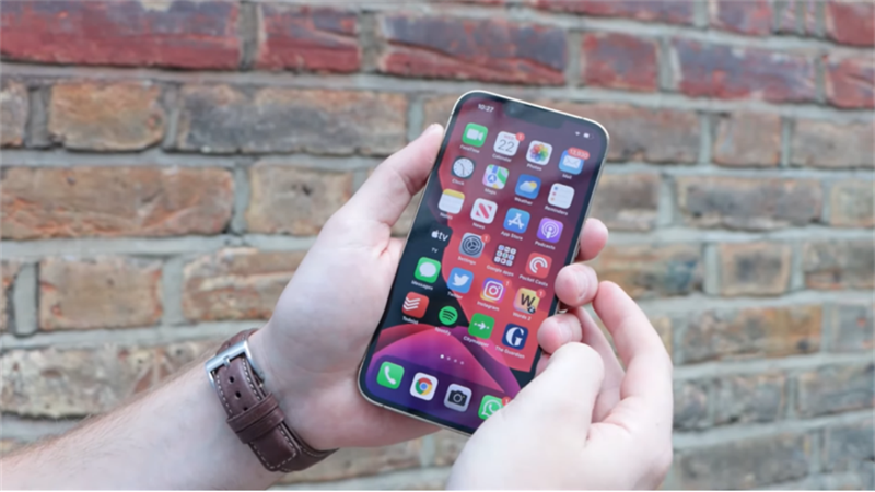 Độ sáng màn hình iPhone 13 đã được nâng cấp xịn hơn Độ sáng màn hình iPhone 13 đã được nâng cấp xịn hơn