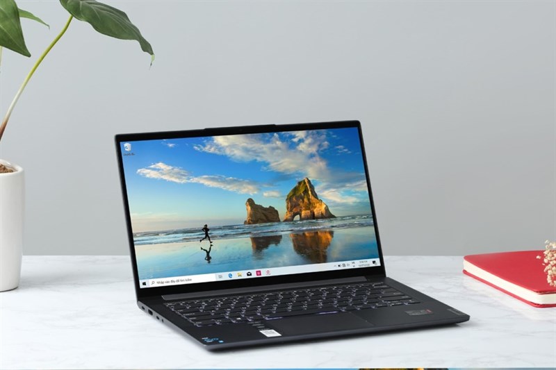 Laptop Lenovo lì xì năm mới, mua sắm siêu hời