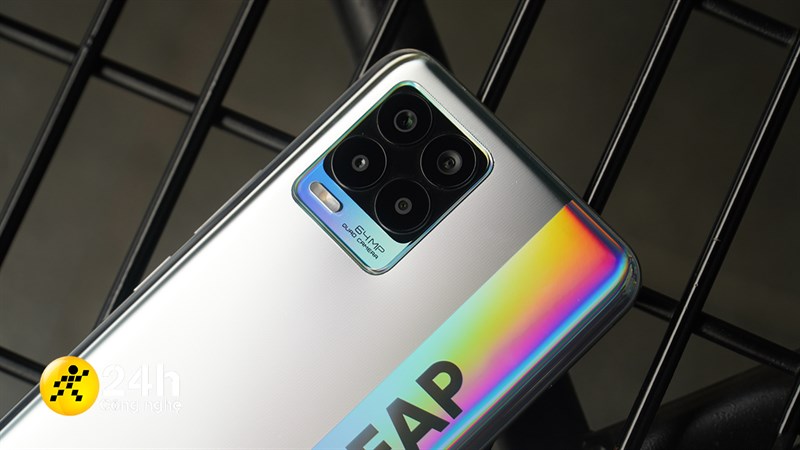 Realme 8 có cụm 4 camera sau chất lượng tốt. Realme 8 có cụm 4 camera sau chất lượng tốt.