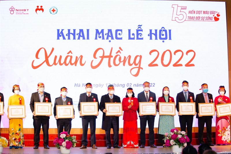 Lễ hội Xuân hồng lần thứ XV năm 2022 dự kiến tiếp nhận 7.000 đơn vị máu Lễ hội Xuân hồng lần thứ XV năm 2022 dự kiến tiếp nhận 7.000 đơn vị máu