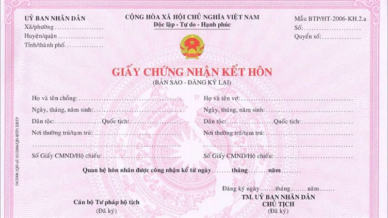 Mẫu giấy chứng nhận kết hôn đang được sử dụng hiện tại có thể sẽ sớm bị thay thế