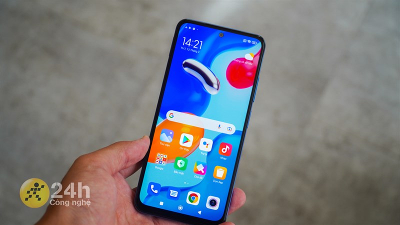 Redmi Note 11S được trang bị màn hình AMOLED 90 Hz và độ phân giải Full HD+